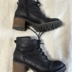 Women's Black Leather Ankle Boots